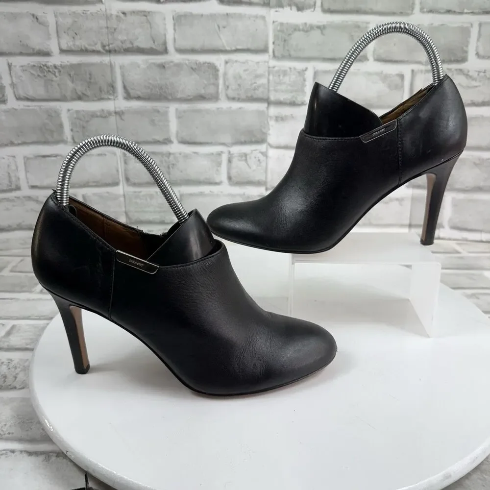 Coach Seneca Women's Size 8.5 Black Leather Heeled Ankle Round Toe Booties